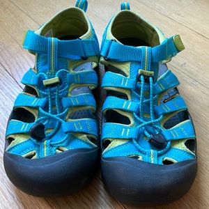 Keen Kids: Newport H2 (Little Kid/Big Kid)